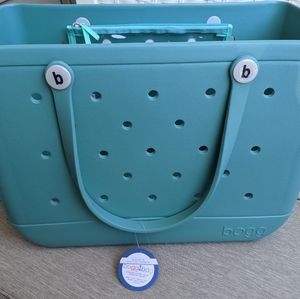 💙TURQUOISE Large Bogg Bag NWT